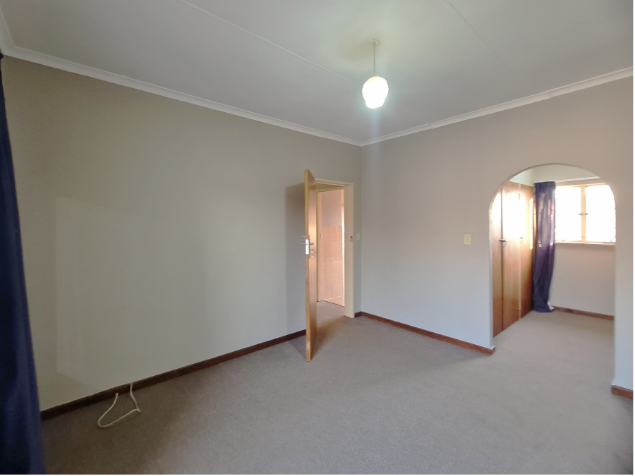 To Let 2 Bedroom Property for Rent in Ifafi North West